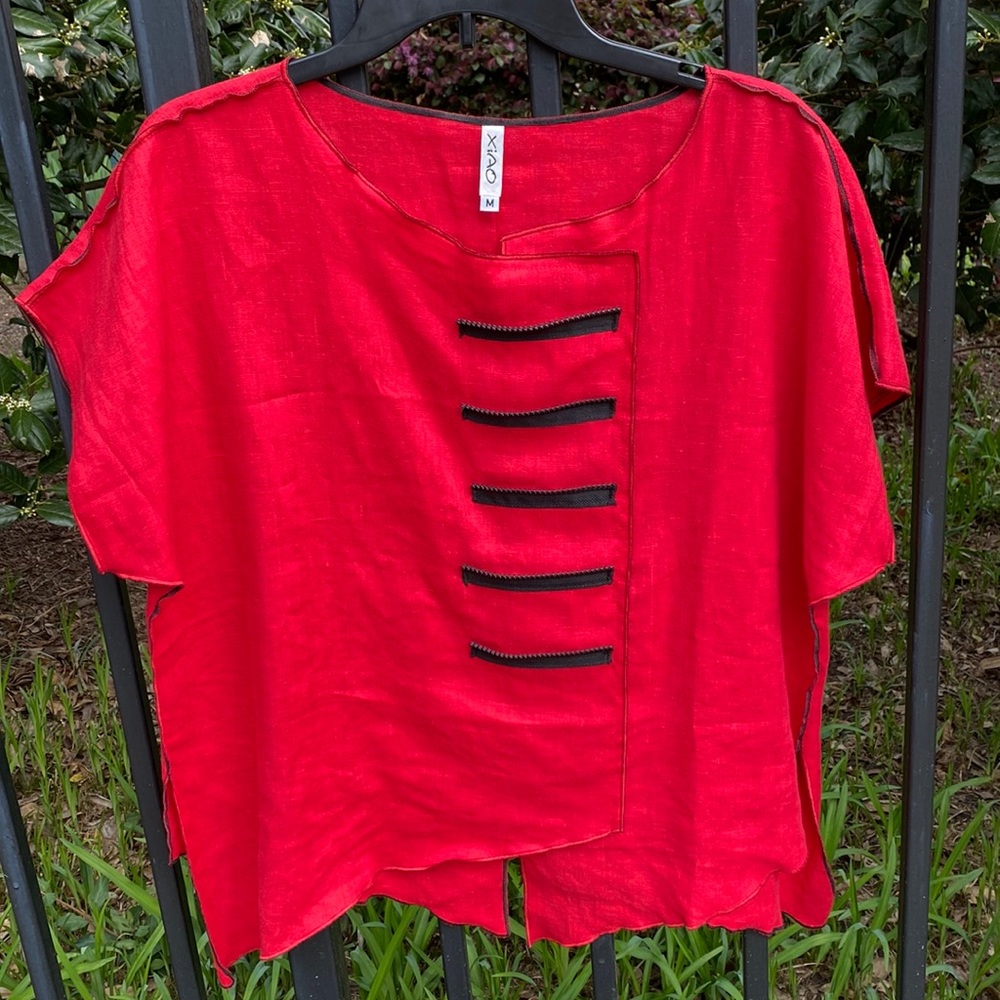 XIAO Top w/Zippers, size M